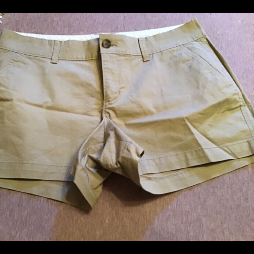 Old Navy Shorts Khaki Size 6